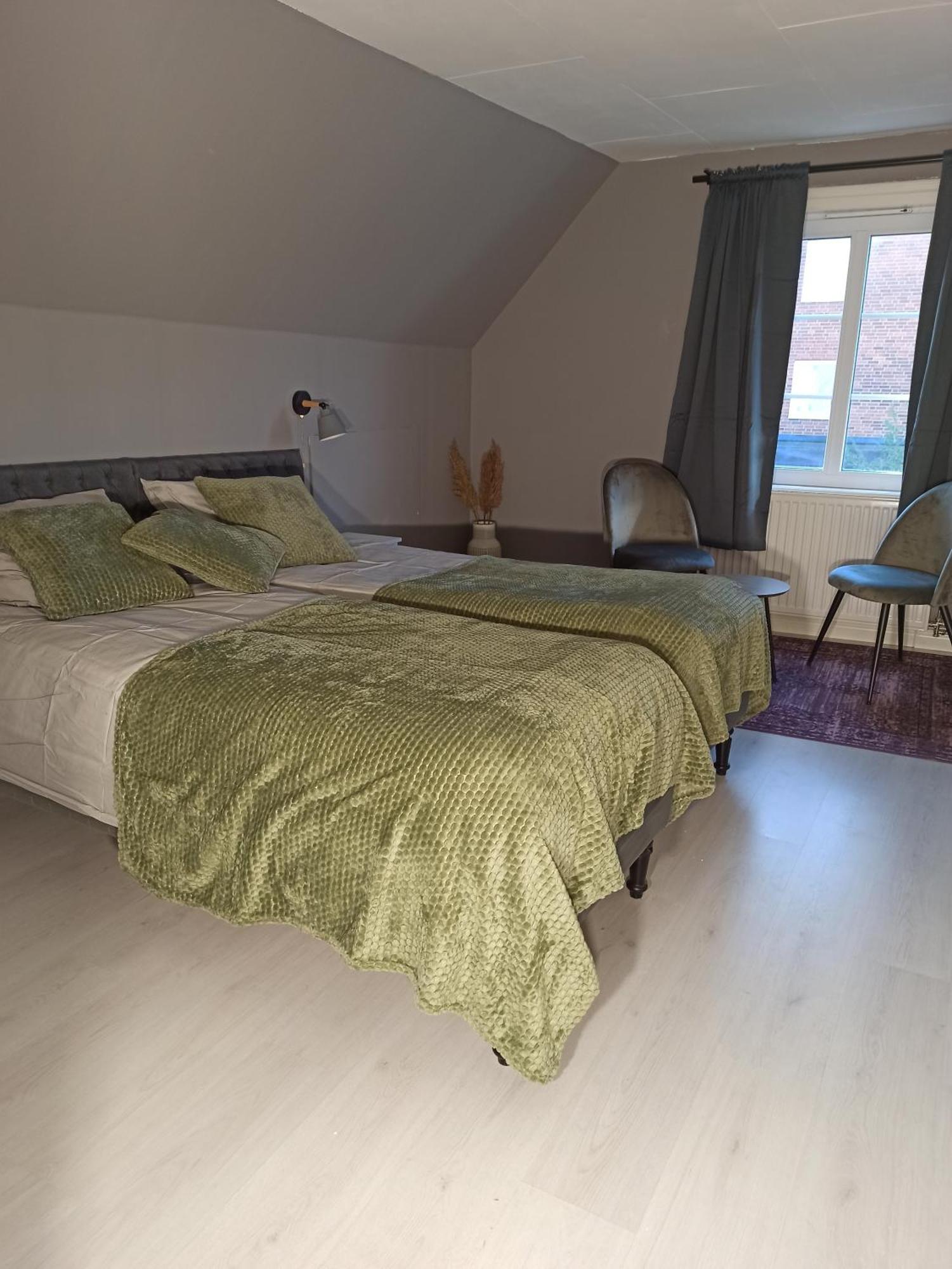 Gaestis Vandrarhem Oerkelljunga Orkelljunga Zimmer foto